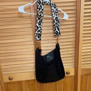 Stylish Black and White Women's Bag